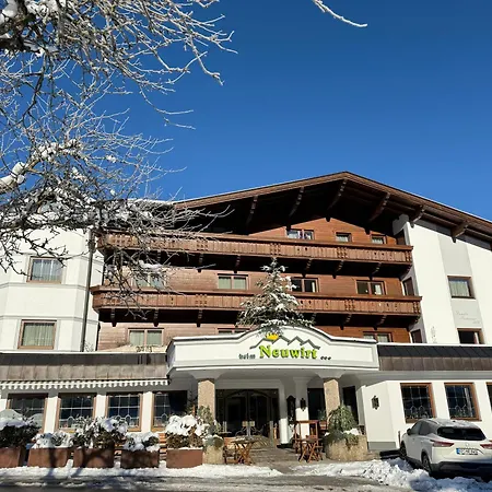 Neuwirt Hotel 3*