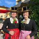 Hotel Neuwirt 3*