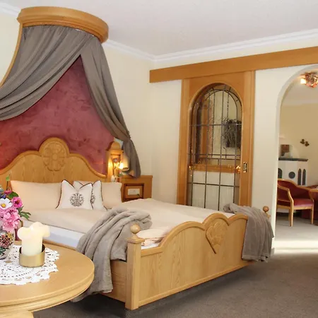 Hotel Neuwirt 3*